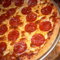 Classic Thin Crust Pepperoni Pizza Recipe