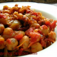 Image of Spicy Middle Eastern Pasta And Chickpea Casserole Recipe, Group Recipes