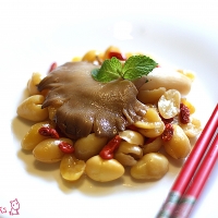 Image of Stir Fry Abalone Mushroom With Gingko Nuts And Wolfberries Recipe, Group Recipes